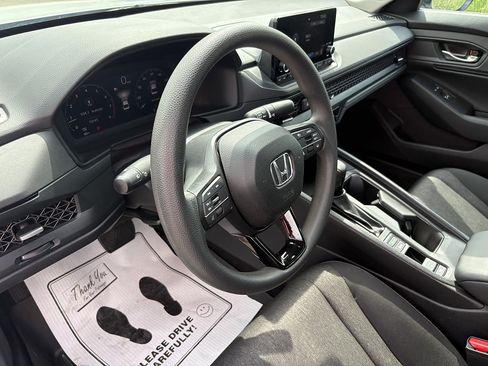Used 2024 Honda Accord EX image 29