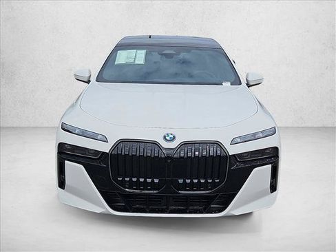 New 2026 BMW i7 eDrive50 w/ Executive Package RWD image 6