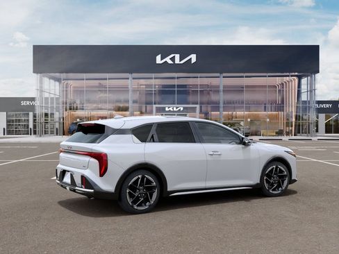 New 2026 Kia K4 GT-Line FWD image 6