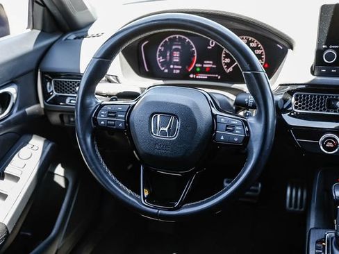 Used 2022 Honda Civic Sport image 16