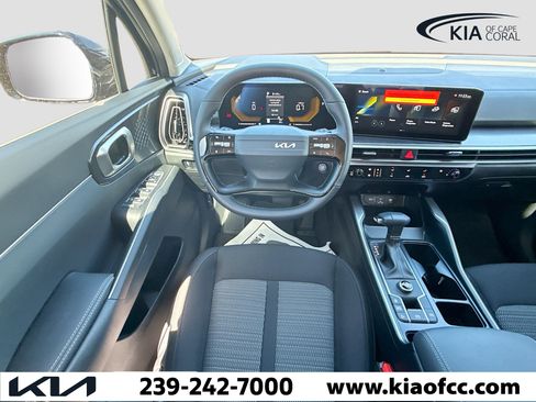 New 2026 Kia Sorento LX FWD image 15