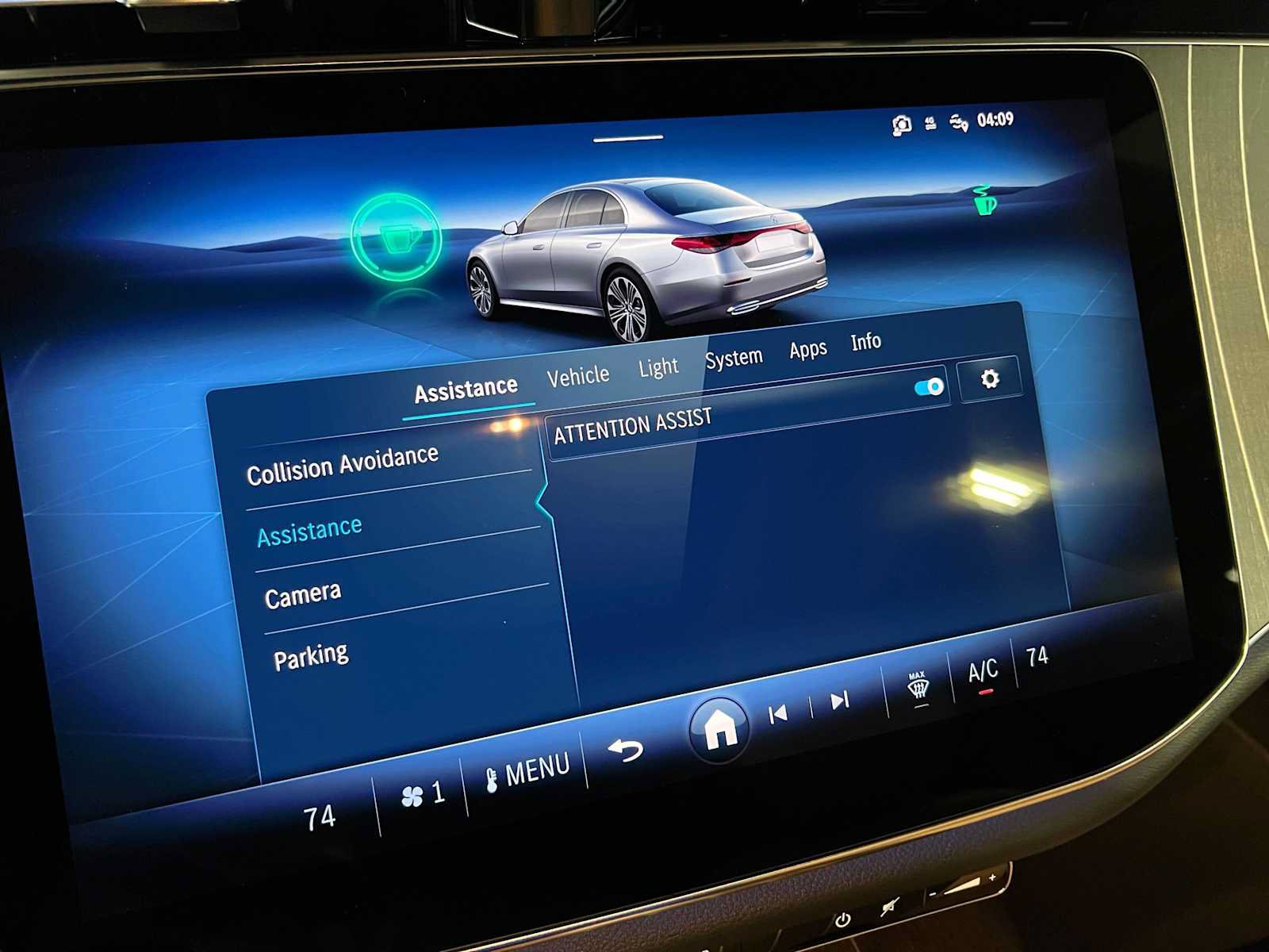 Used 2025 Mercedes-Benz E 350 Sedan image 37