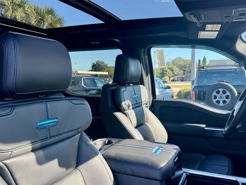 New 2026 Ford F250 Platinum w/ FX4 Off-Road Package AWD/4WD image 10