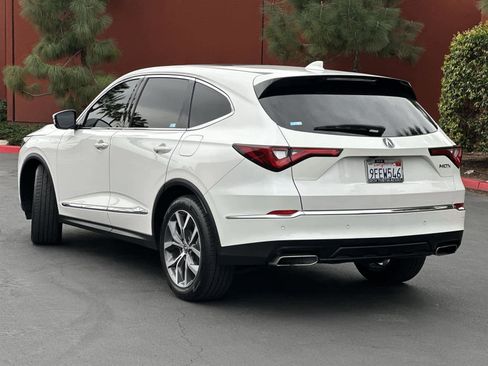 Used 2023 Acura MDX FWD w/ Technology Package image 4