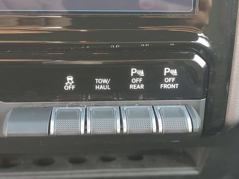 Used 2026 RAM 2500 Big Horn AWD/4WD image 18