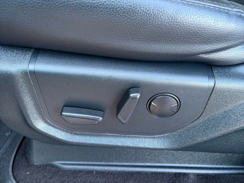 Used 2021 Ford Expedition XLT image 13