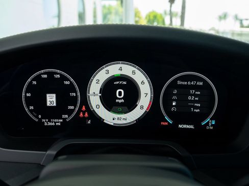 Certified 2026 Porsche 911 Targa 4 GTS AWD/4WD image 13