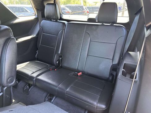 Used 2022 Chevrolet Traverse LT w/ LPO, Floor Liner Package AWD/4WD image 13