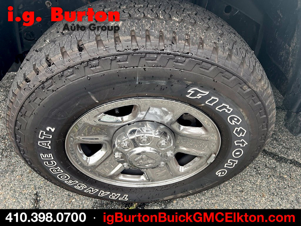 Used 2024 RAM 2500 Tradesman w/ Chrome Appearance Group AWD/4WD image 7