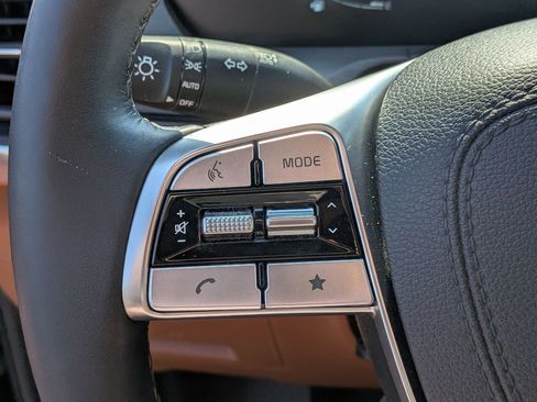 Used 2024 Kia Telluride EX X-Line AWD/4WD image 16