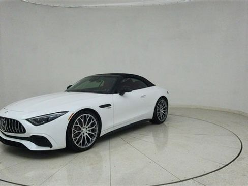 Used 2025 Mercedes-Benz SL 43 AMG w/ Driver Assistance Package image 61