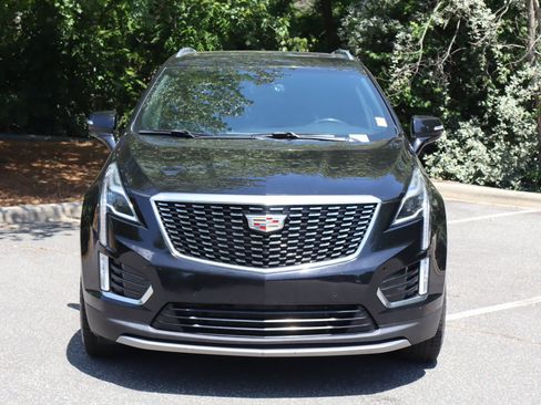 Used 2021 Cadillac XT5 Premium Luxury FWD image 3
