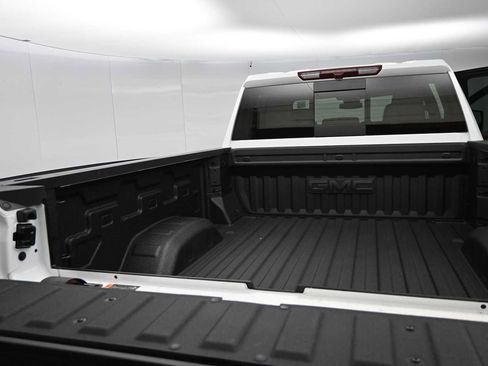 New 2026 GMC Sierra 2500 SLT w/ SLT Premium Package AWD/4WD image 13