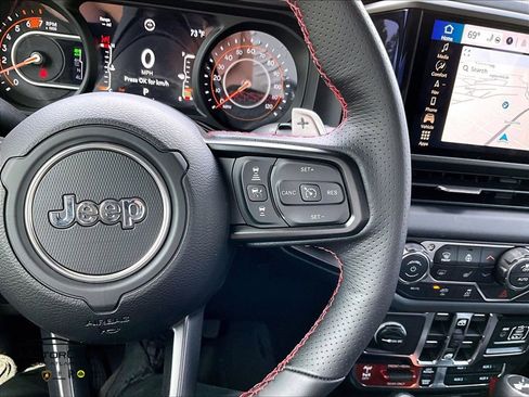 Used 2026 Jeep Wrangler Unlimited Rubicon 392 image 18