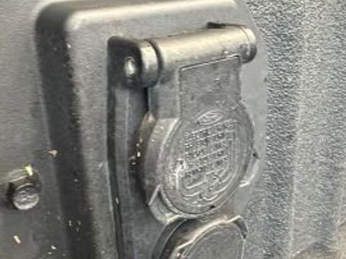 Used 2024 Ford F350 Lariat w/ Sport Appearance Package image 41