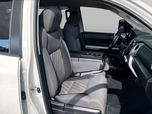 Used 2021 Toyota Tundra SR5 AWD/4WD image 9