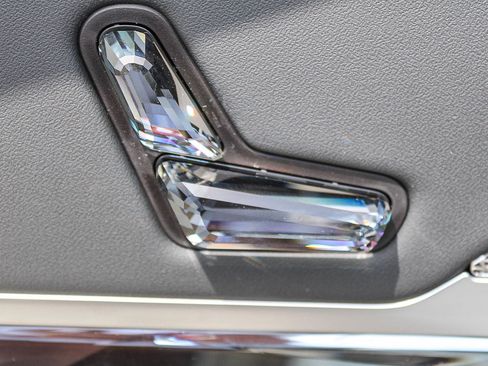 New 2026 BMW 740i RWD image 21