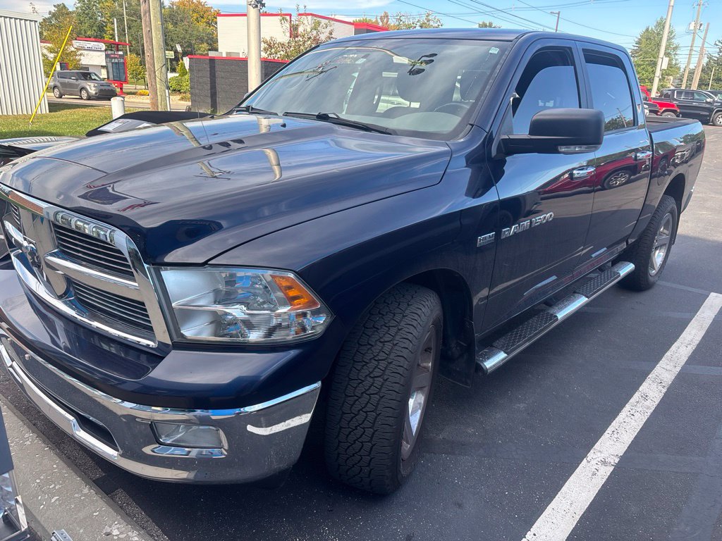 Used 2012 RAM 1500 Big Horn w/ Luxury Group AWD/4WD image 2