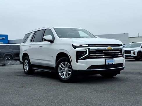 Used 2025 Chevrolet Tahoe LT AWD/4WD image 1