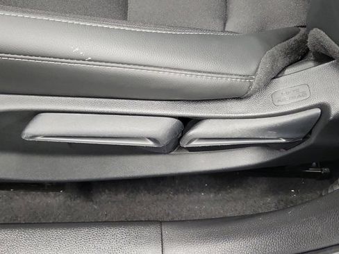 Used 2025 Honda Civic Sport image 24