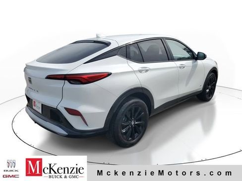 New 2026 Buick Envista Sport Touring w/ Convenience I Package FWD image 4