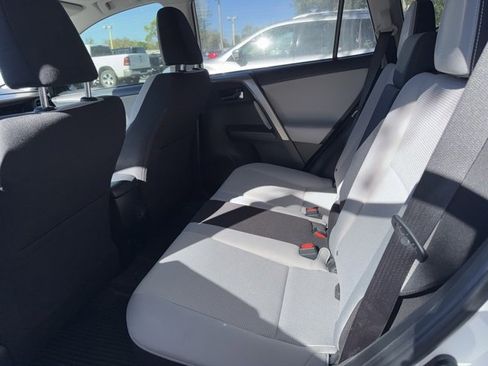 Used 2018 Toyota RAV4 XLE image 8