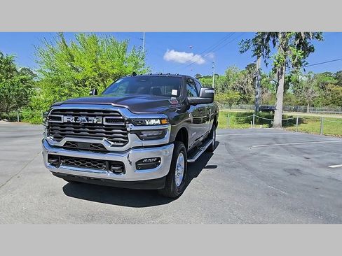 New 2026 RAM 3500 Big Horn AWD/4WD image 38