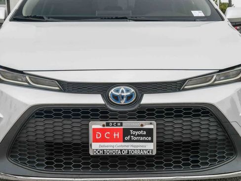 Used 2021 Toyota Corolla LE w/ Carpet Mat Package (TMS) FWD image 5