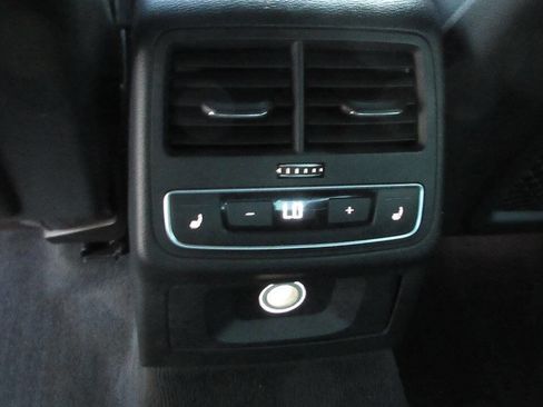 Used 2017 Audi A4 2.0T Premium Plus image 15