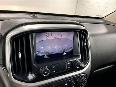 Used 2022 Chevrolet Colorado LT w/ Luxury Package AWD/4WD image 15