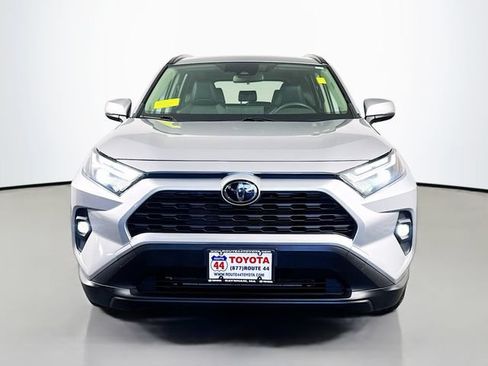 Certified 2022 Toyota RAV4 XLE Premium AWD/4WD image 11