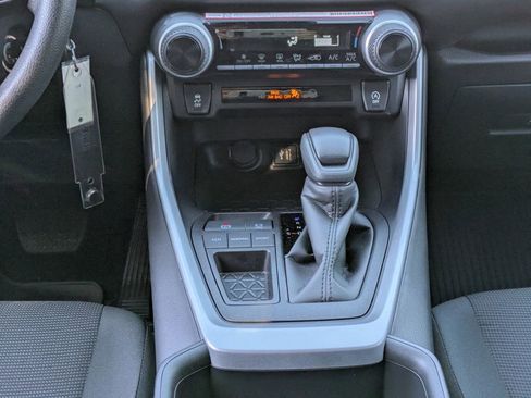 Used 2025 Toyota RAV4 LE image 17