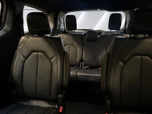 New 2026 Chrysler Pacifica Select image 30