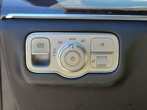Used 2020 Mercedes-Benz GLE 350 4MATIC image 25