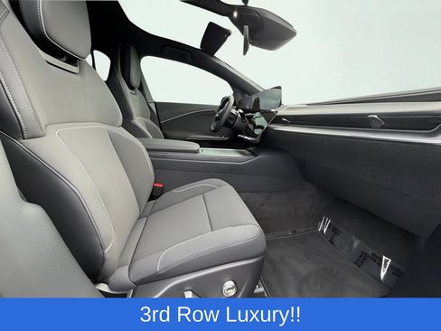 Used 2026 Lucid Gravity Grand Touring AWD/4WD image 29