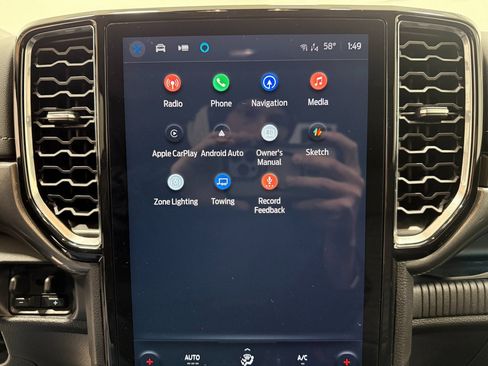 Used 2024 Ford Ranger Lariat w/ FX4 Off-Road Package image 18