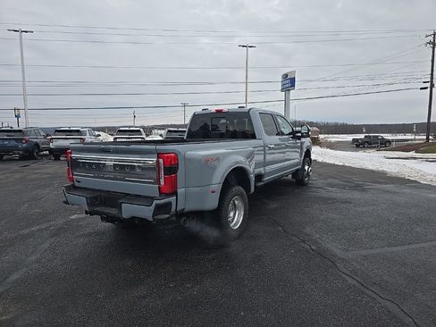 Used 2024 Ford F350 Platinum image 9