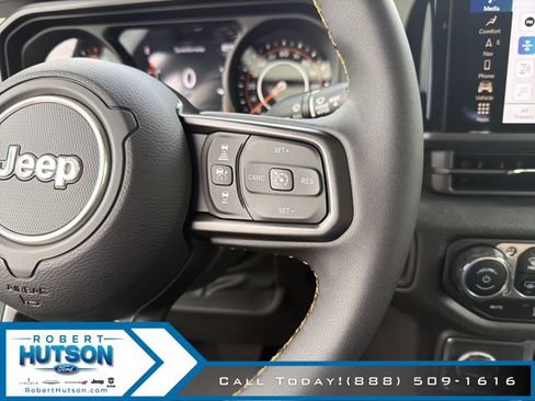 New 2024 Jeep Gladiator Sport AWD/4WD image 15