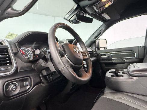 Used 2025 RAM 2500 Big Horn AWD/4WD image 19