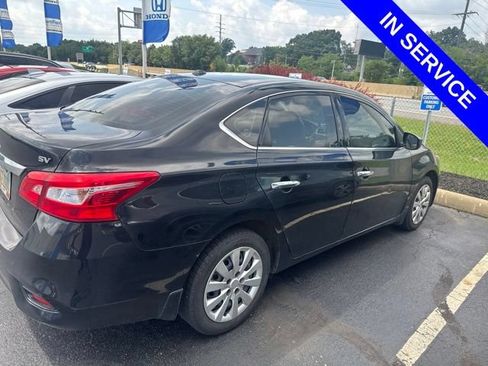 Used 2017 Nissan Sentra SV FWD image 4