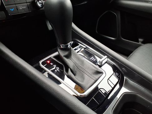 Used 2023 Jeep Compass Latitude image 21