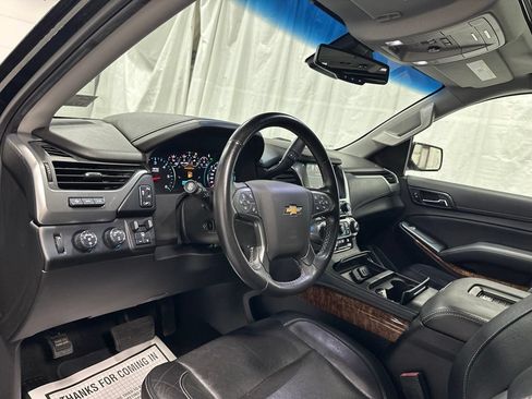 Used 2019 Chevrolet Tahoe Premier AWD/4WD image 15