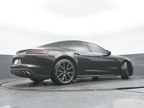 Used 2018 Porsche Panamera 4S image 29
