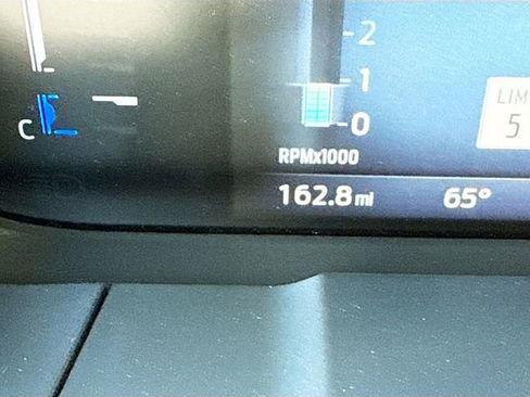 Used 2025 Ford Maverick Lobo AWD/4WD image 14