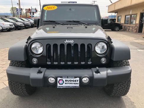 Used 2015 Jeep Wrangler Unlimited Rubicon w/ Connectivity Group image 7