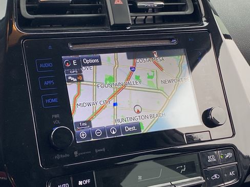 Used 2017 Toyota Prius Prime Plus FWD image 6