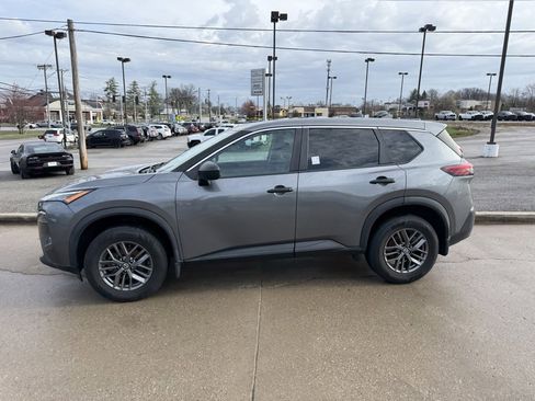 Used 2021 Nissan Rogue S image 9