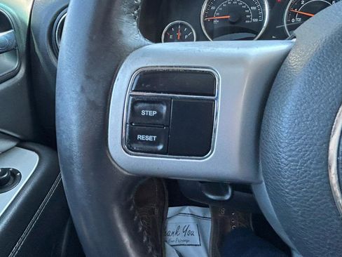 Used 2017 Jeep Compass High Altitude AWD/4WD image 19