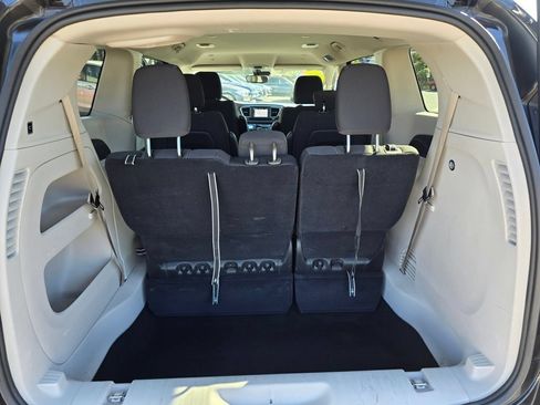 Used 2024 Chrysler Voyager LX FWD image 16
