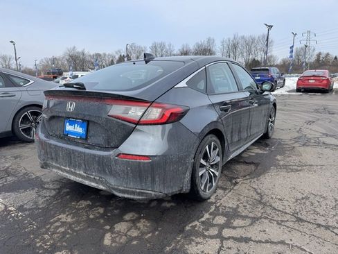 Used 2023 Honda Civic EX-L image 2